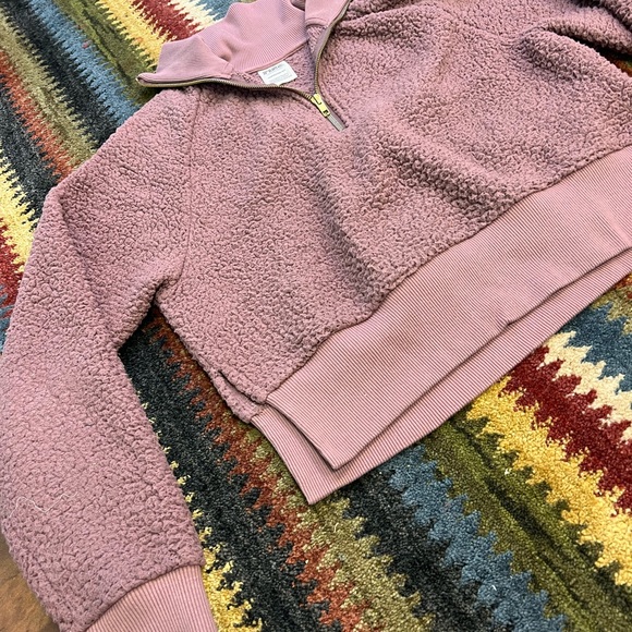 Dark Mauve quarter-zip ✨ - Picture 5 of 6